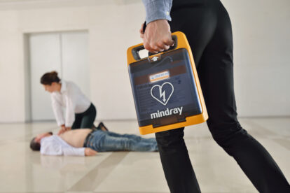 Défibrillateur externe pour arrêt cardiaque défibrillateurs automatisés externes (DAE ou AED)