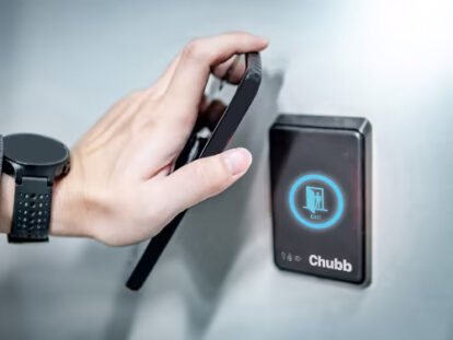 man-mobile-phone-security-access-4x3 Access Control System with mobile